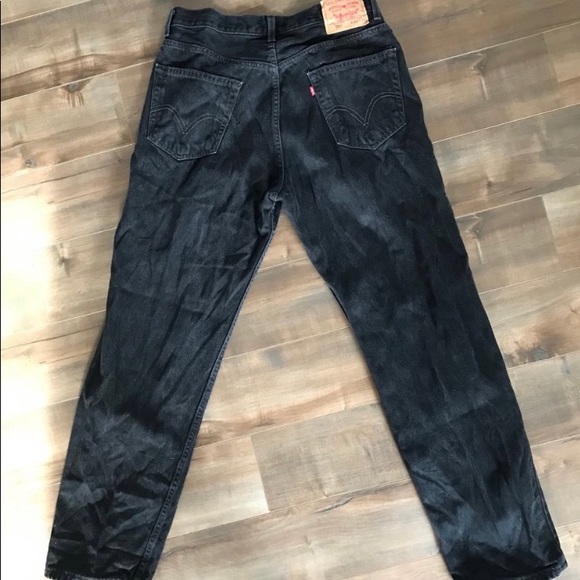 Vintage 550 High Waisted Levi's Jeans - Picture 3 of 8